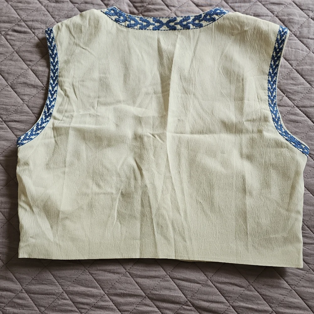 Commense Floral Boho‎ Poet Core Ethnic Embroidered Cream Blue Vest Top Sz M